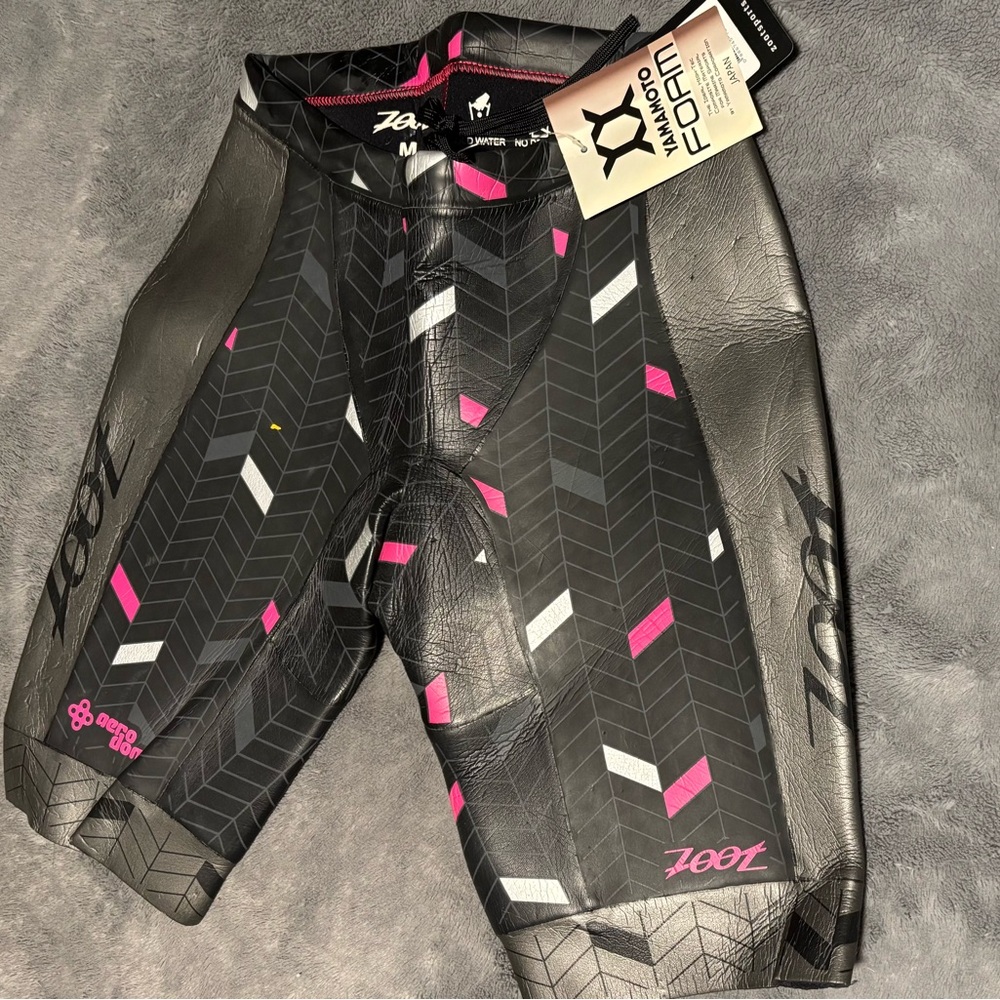 Zoot Performance Buoyancy Shorts in Black and Pink Women’s Medium